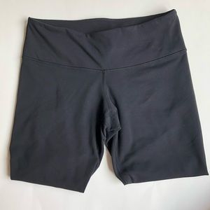 Lululemon Black Crop Leggings Size 8